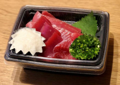 マグロとろろ丼.jpg